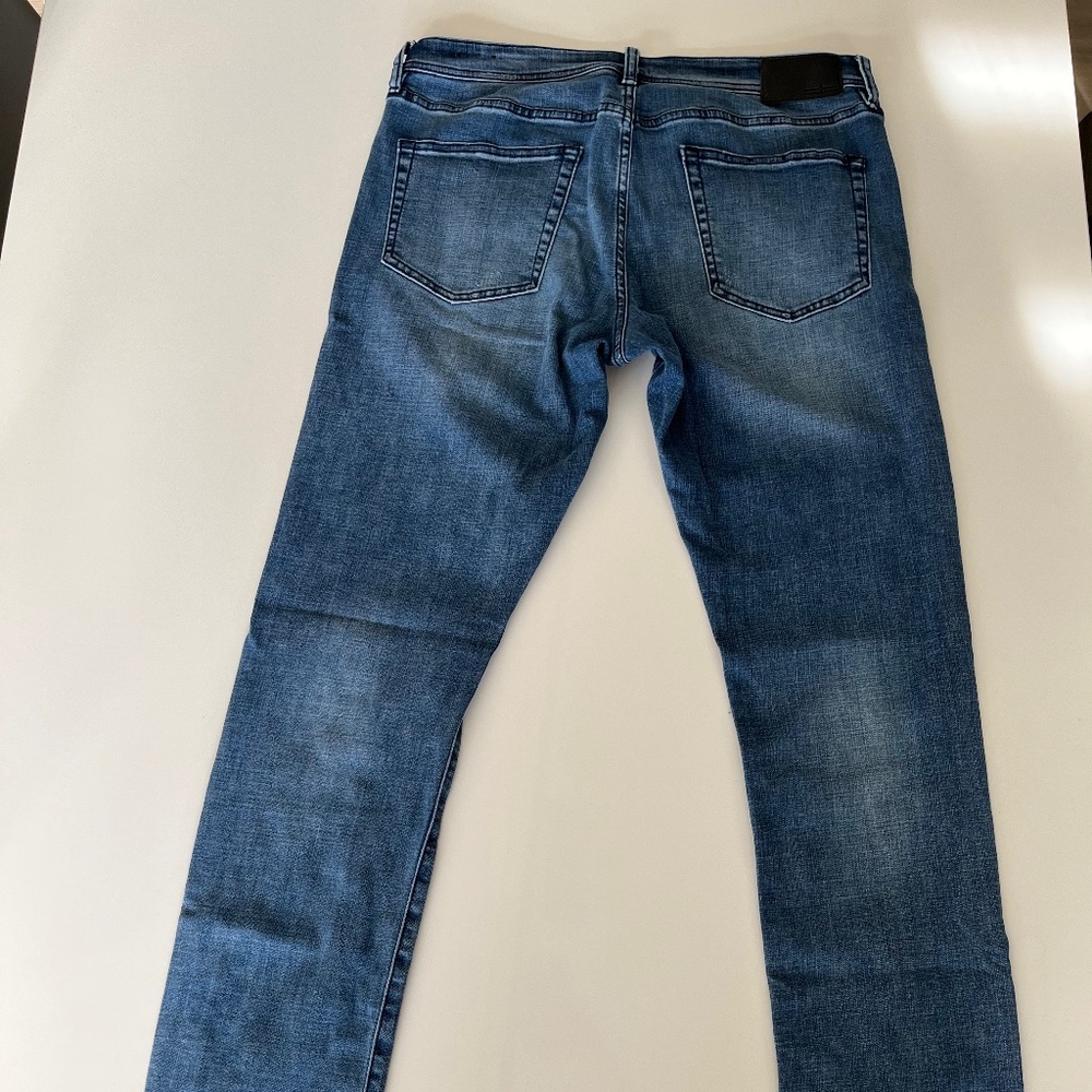 Liverpool Jeans 36”x36”